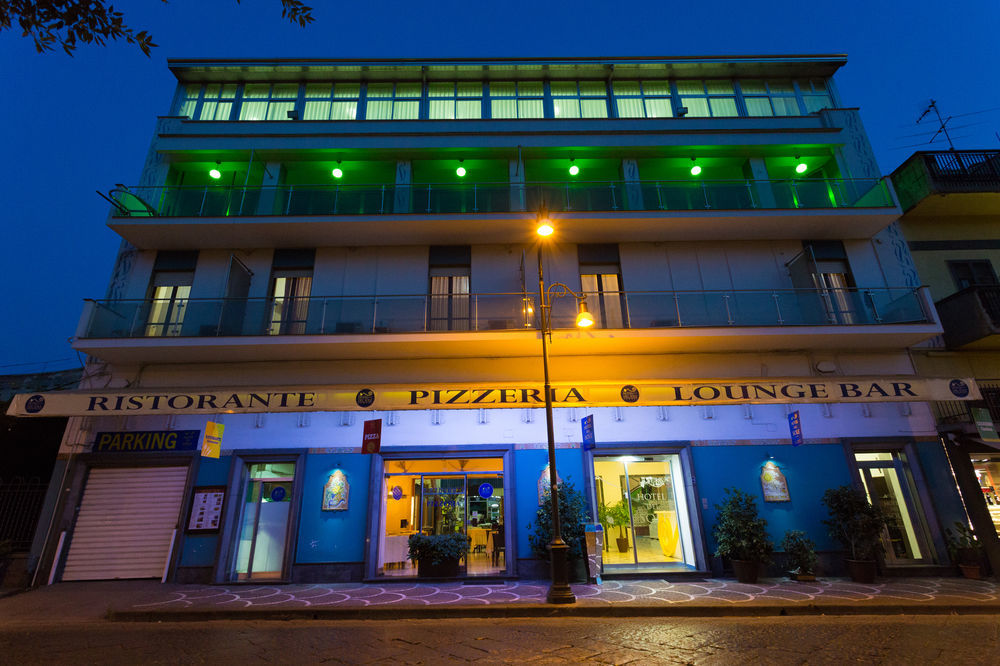 Hotel Del Sole ปอมเปอี ภายนอก รูปภาพ