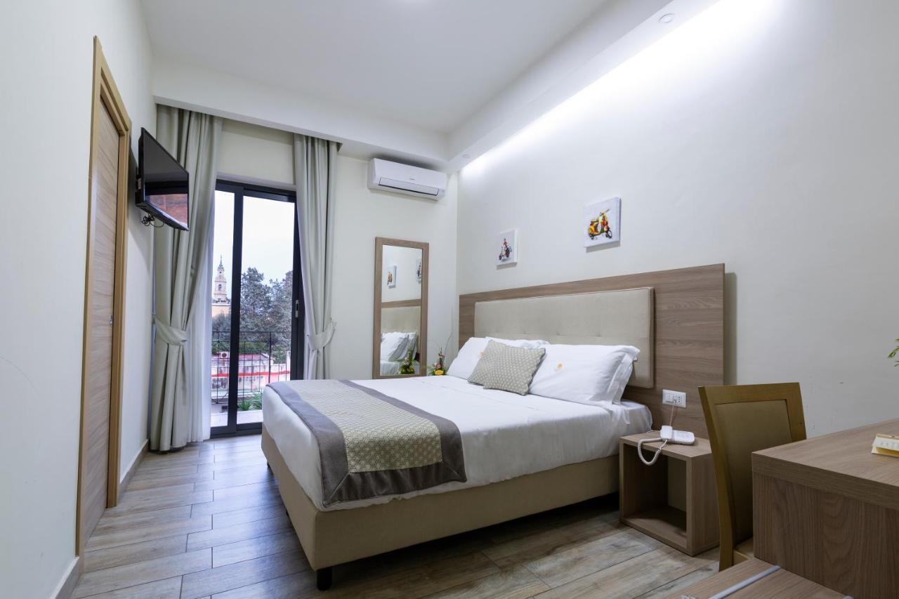 Hotel Del Sole ปอมเปอี ภายนอก รูปภาพ