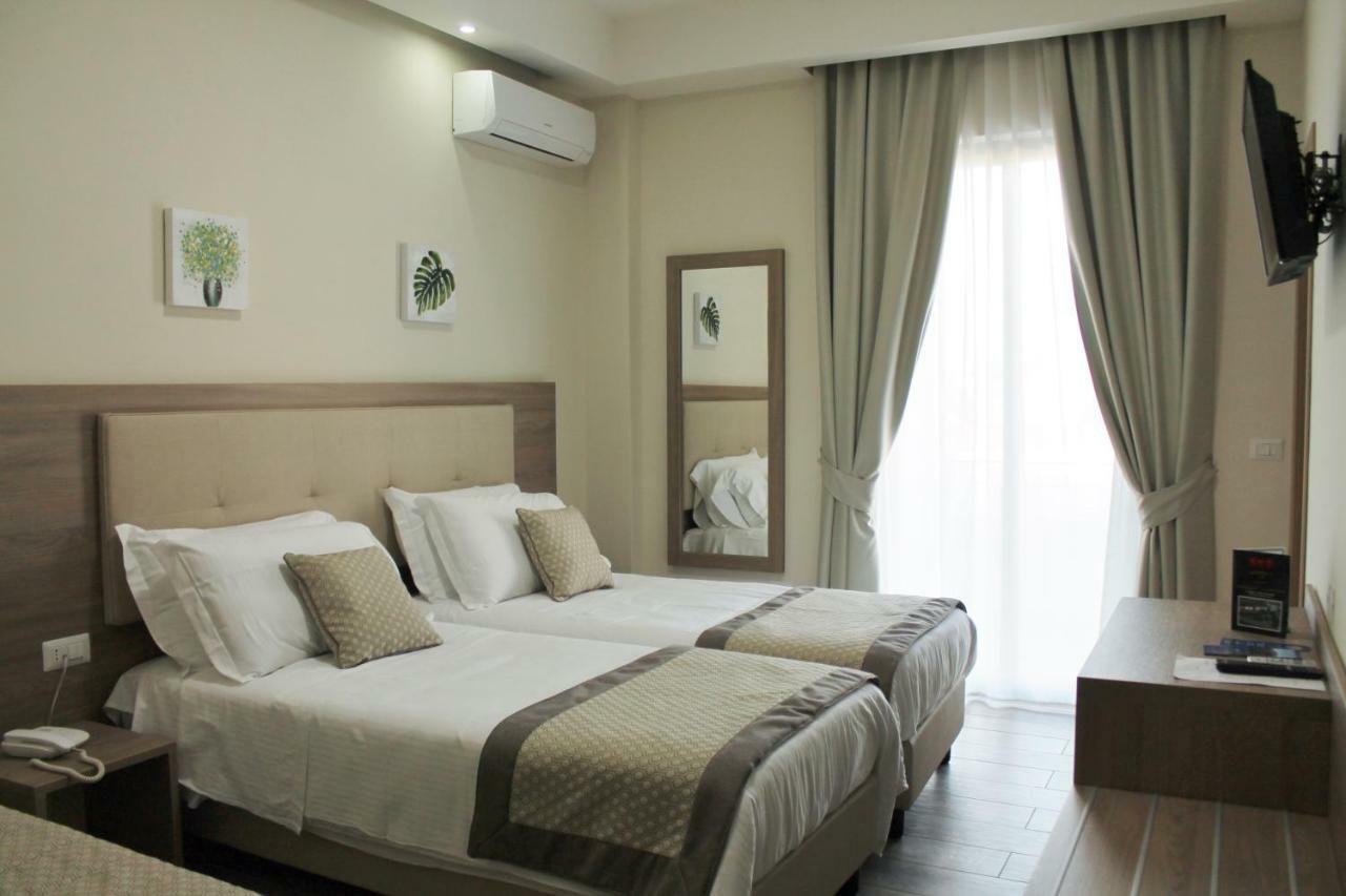 Hotel Del Sole ปอมเปอี ภายนอก รูปภาพ